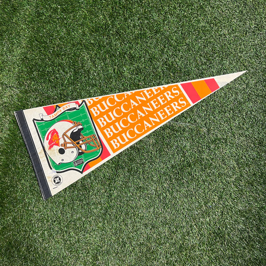 1990s NFL Tampa Bay Buccaneers Orange Pennant OS USED v13429