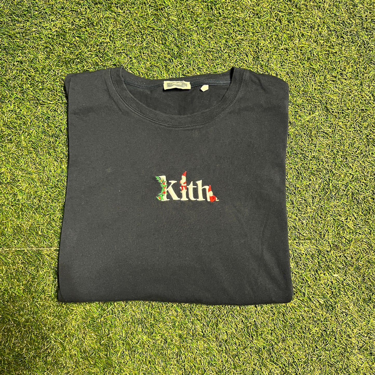 Kith christmas longsleeve navy Size XXL USED x10620