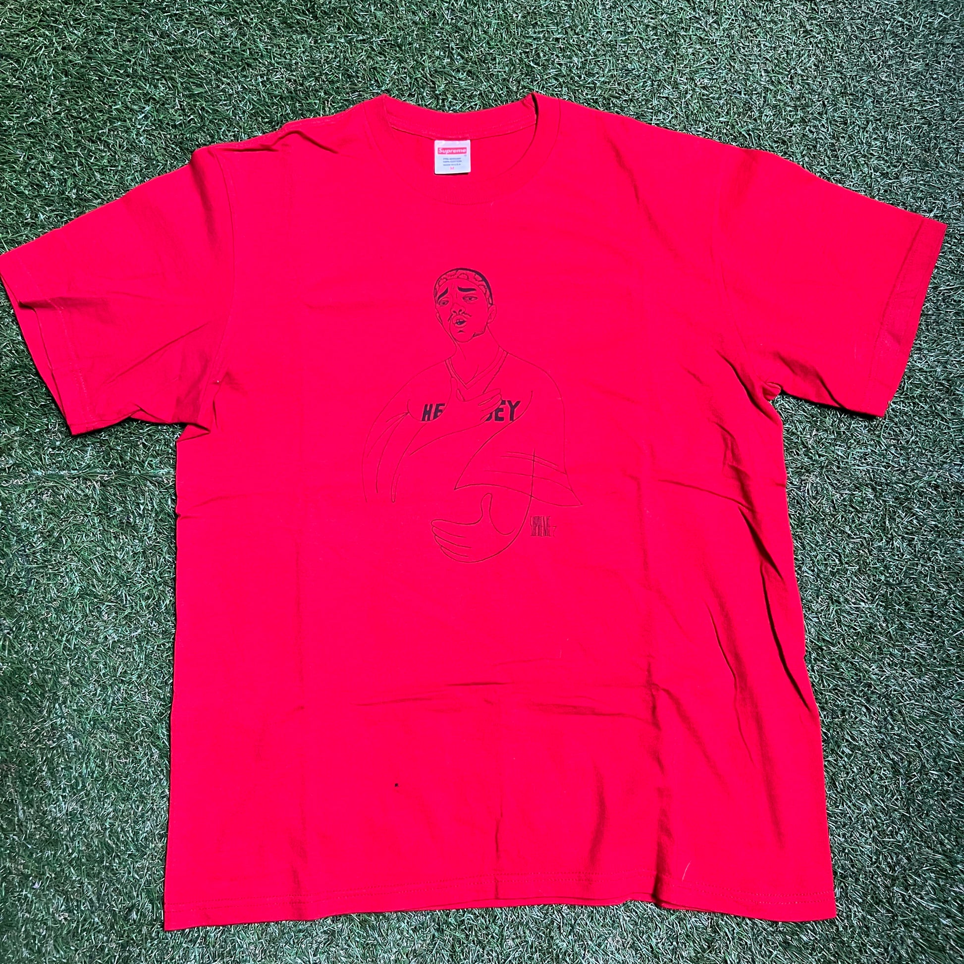 Supreme Man With Hand On Chest Red Tee Medium USED x10679