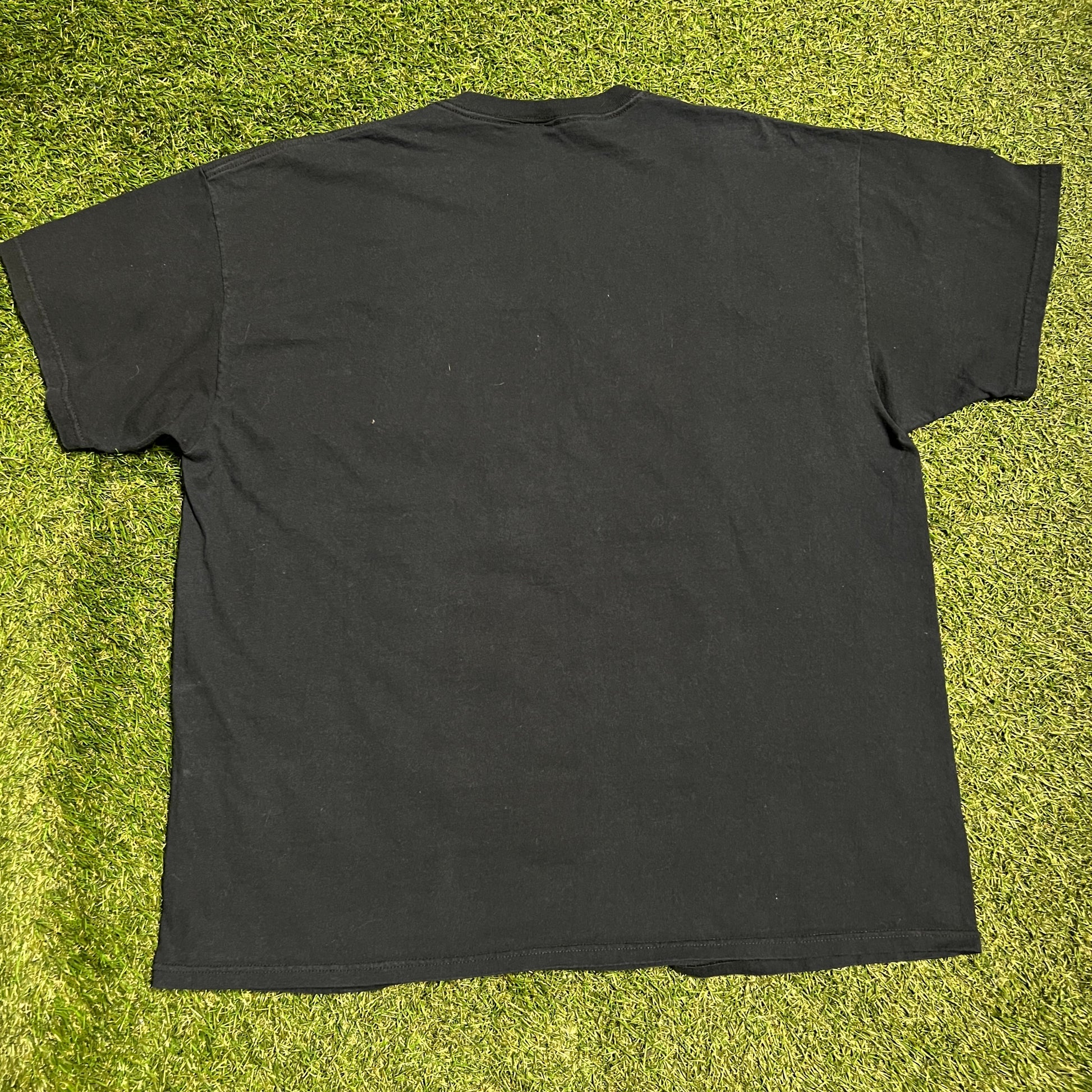 A Tribe Call Quest 4 Guys Posing Black Tee Size XL USED v13673