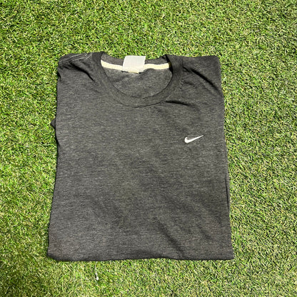 Nike dark gray tee right white swoosh Size Large USED v13749