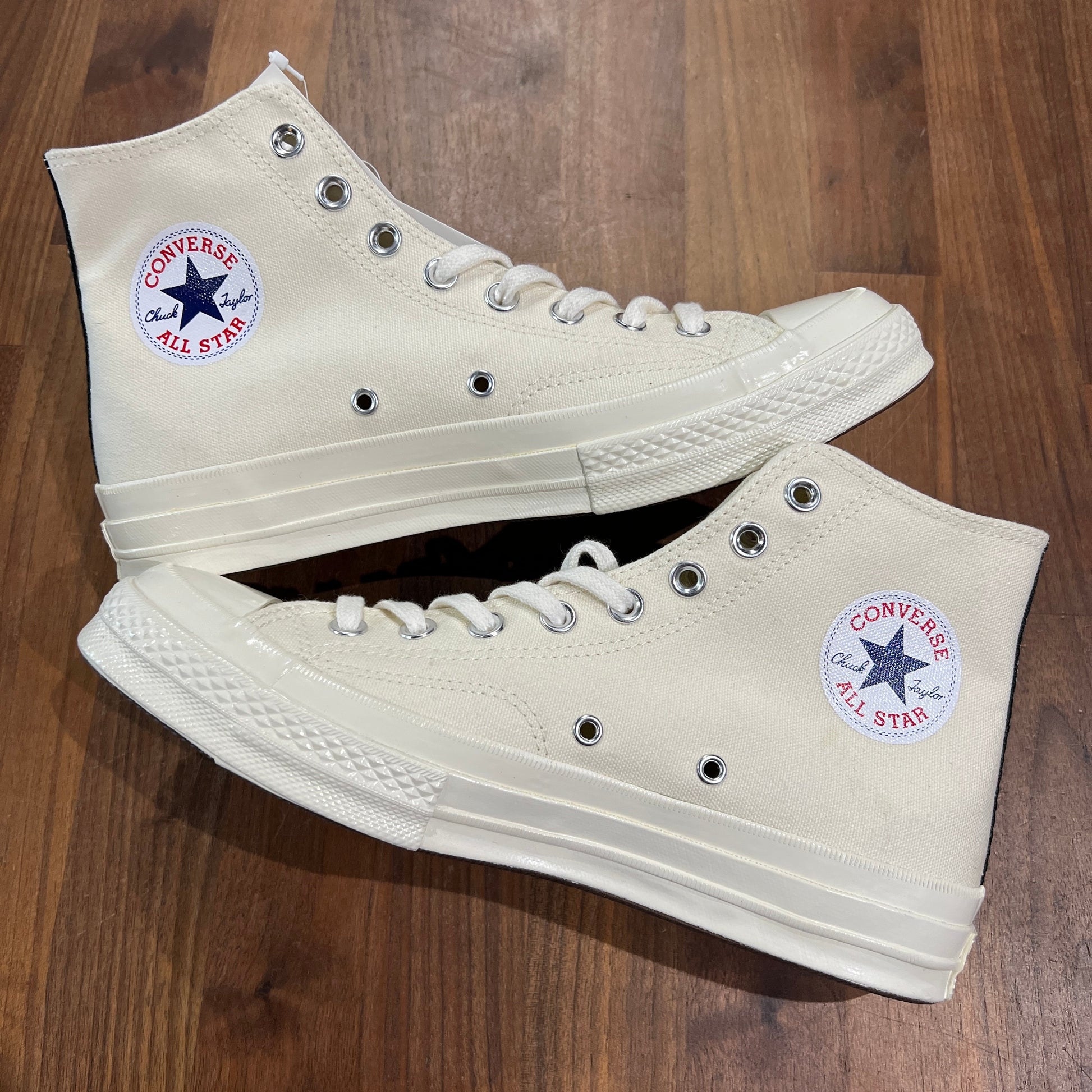 CDG Converse hi top white Size 8 NEW s13430