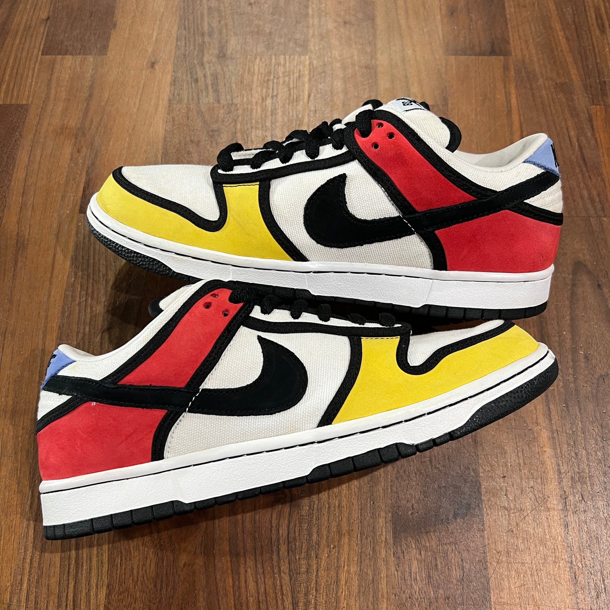 Nike SB dunk low Piet Mondrian 2008 Size 9.5 USED s13458