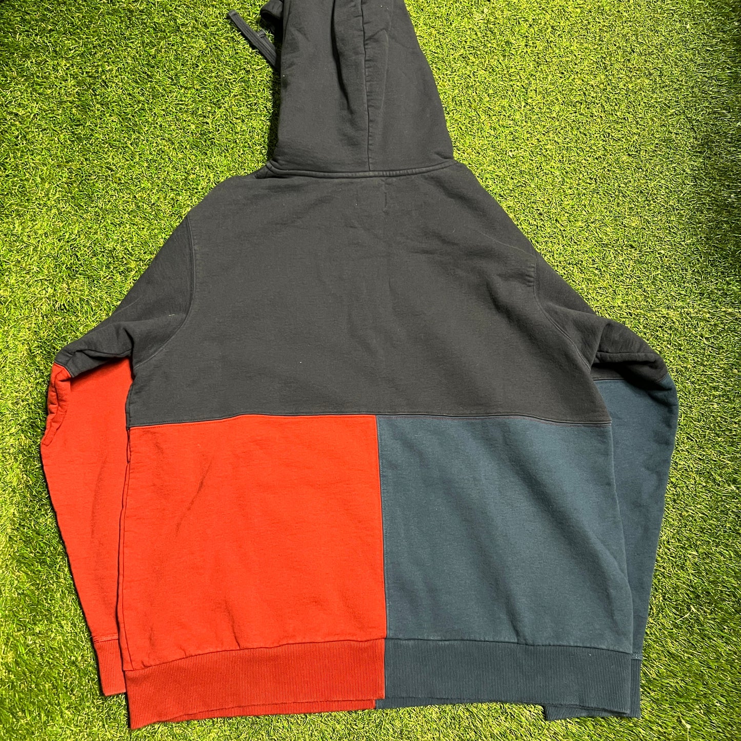 Kith treats color block hoodie Size XXL USED x11088