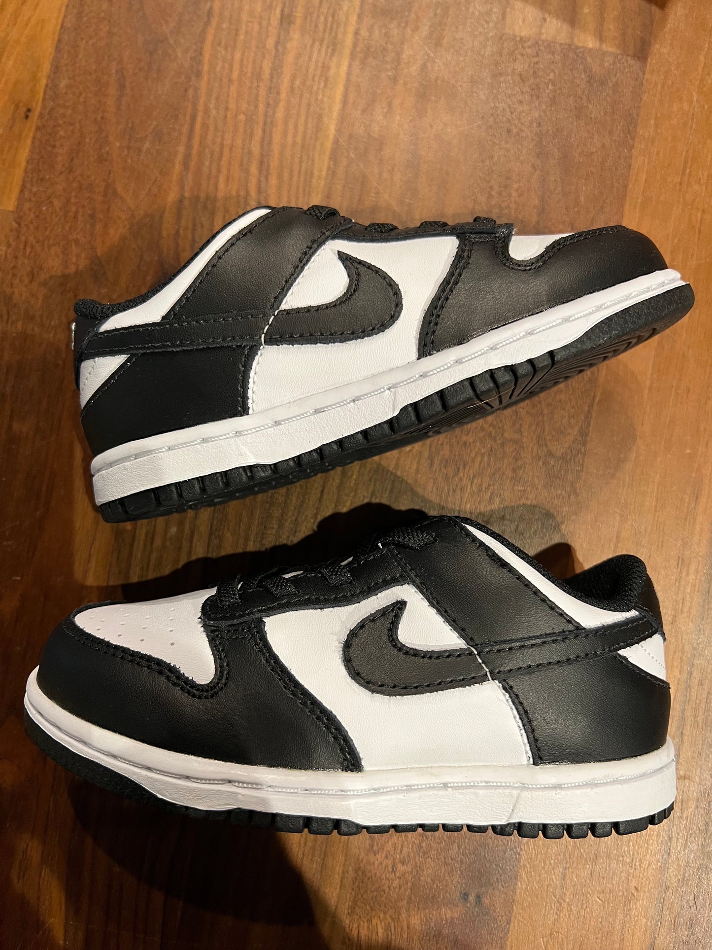 Nike Dunk Low Panda Kids Size 7c NEW